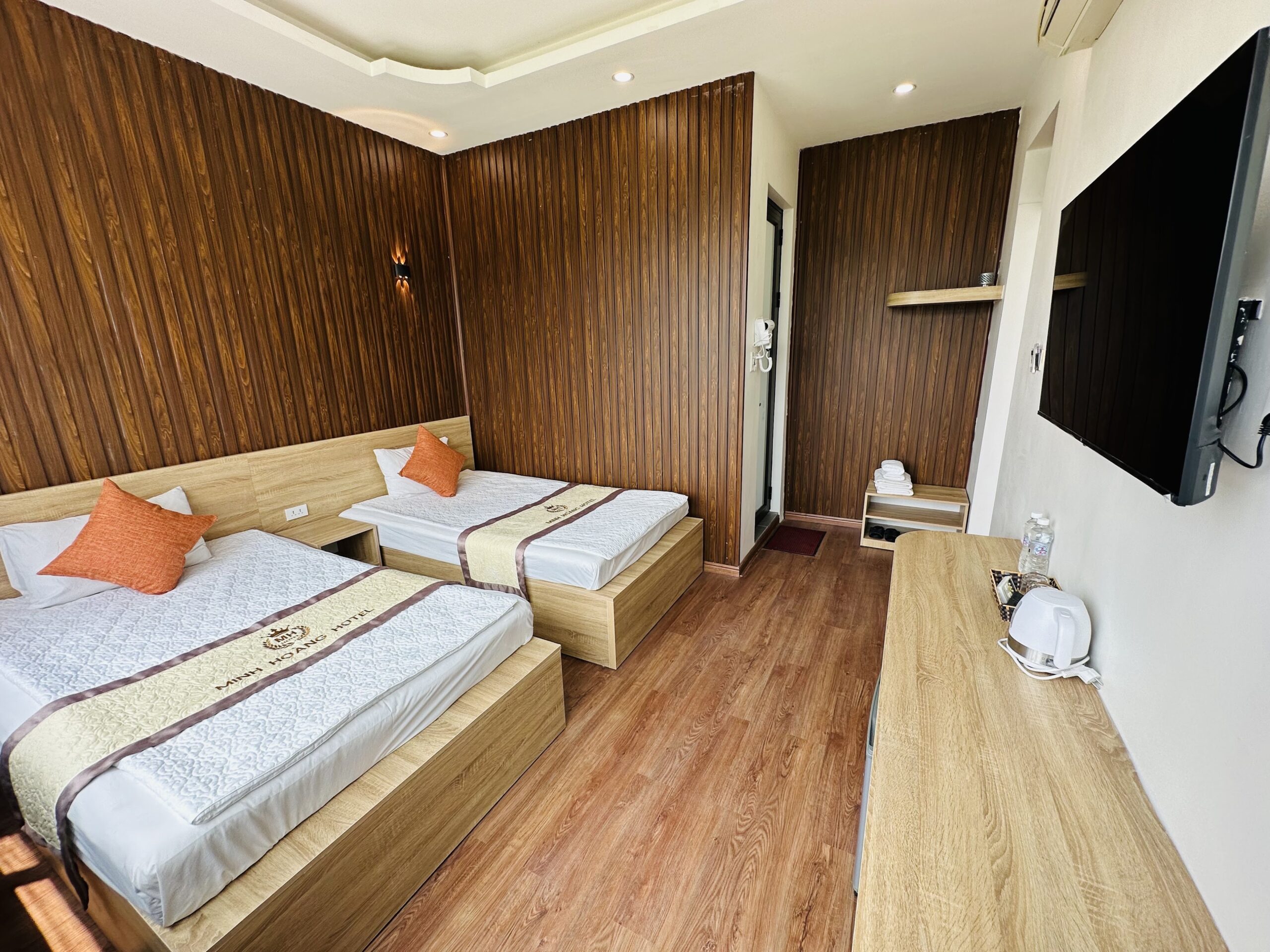 Minh Hoàng Hotel & Homestay