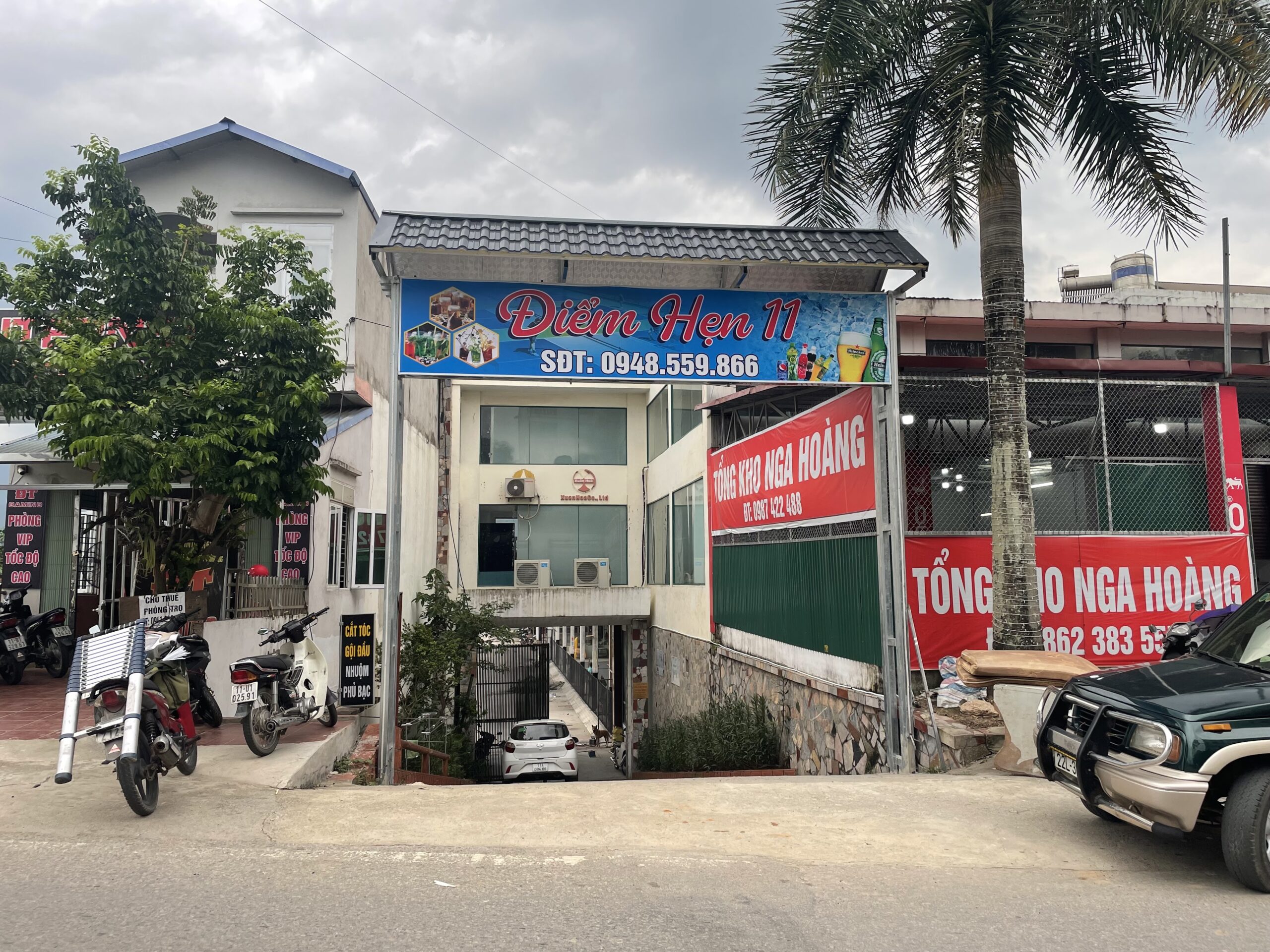 Nhà Hàng Điểm Hẹn 11