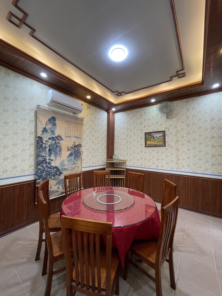 Nhà Hàng Hải Thoại - Phường Thục Phán