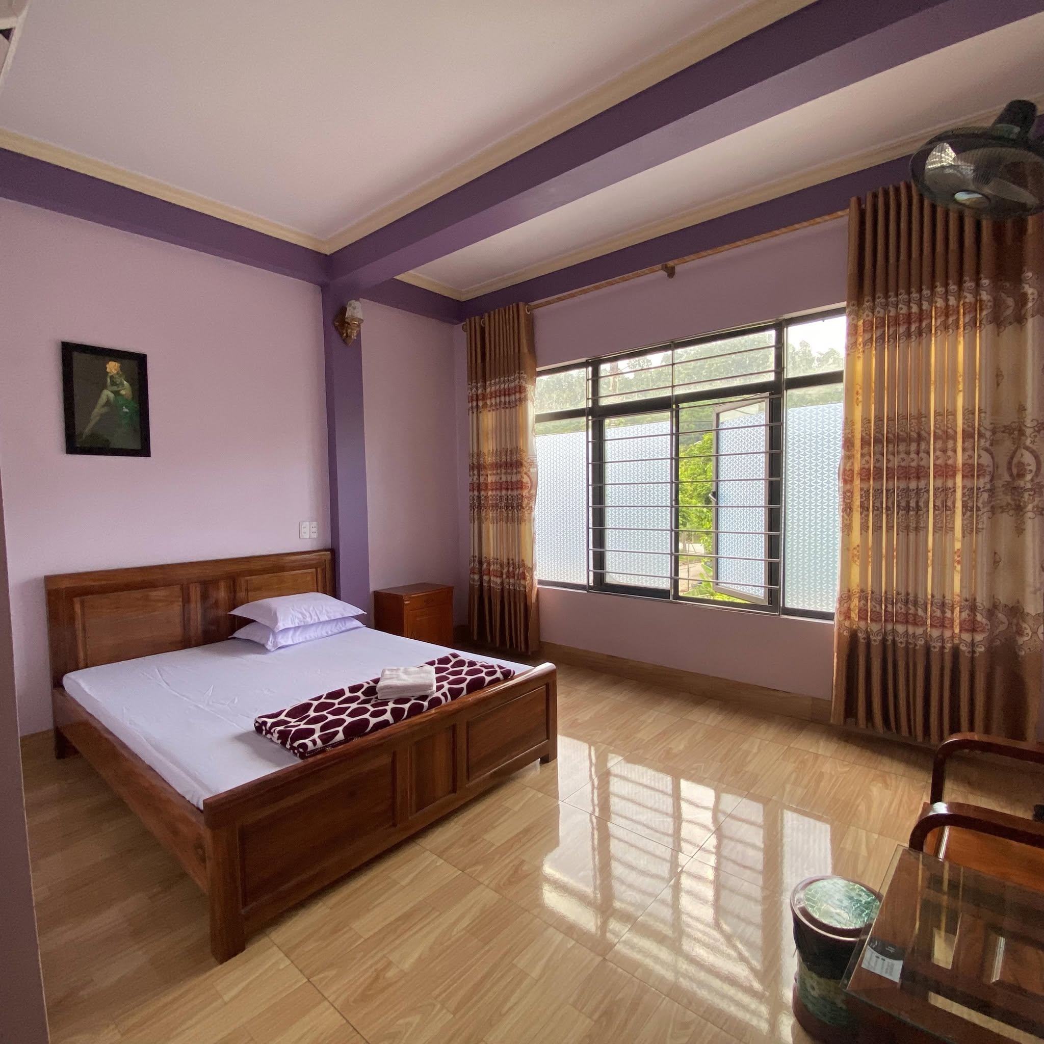 Nhà nghỉ Duyệt Trung
