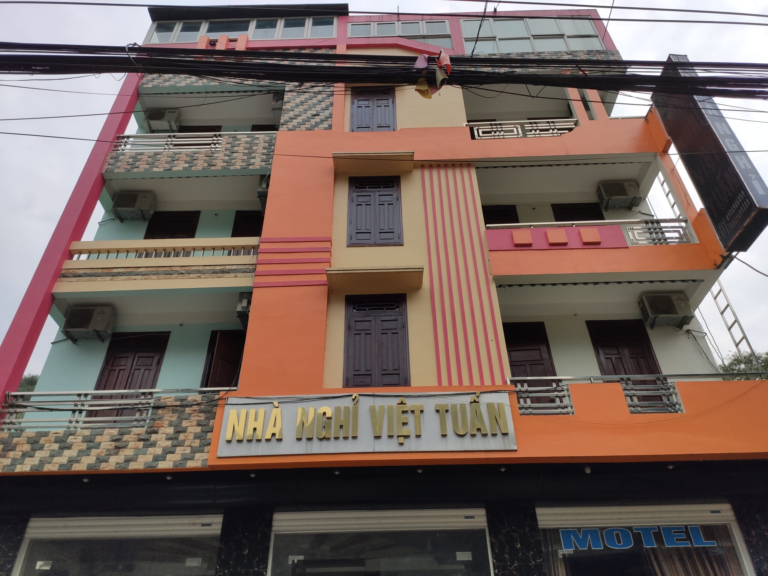 Nhà Nghỉ Việt Tuấn
