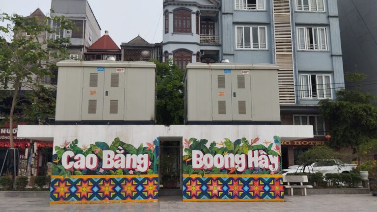 Phố Đi Bộ Ven Sông Bằng