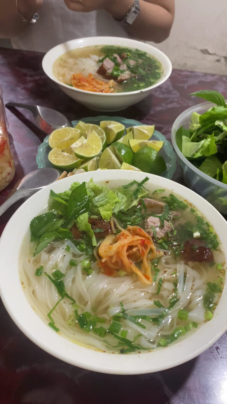 Phở Hậu rượu nếp hấp trứng - ảnh 3