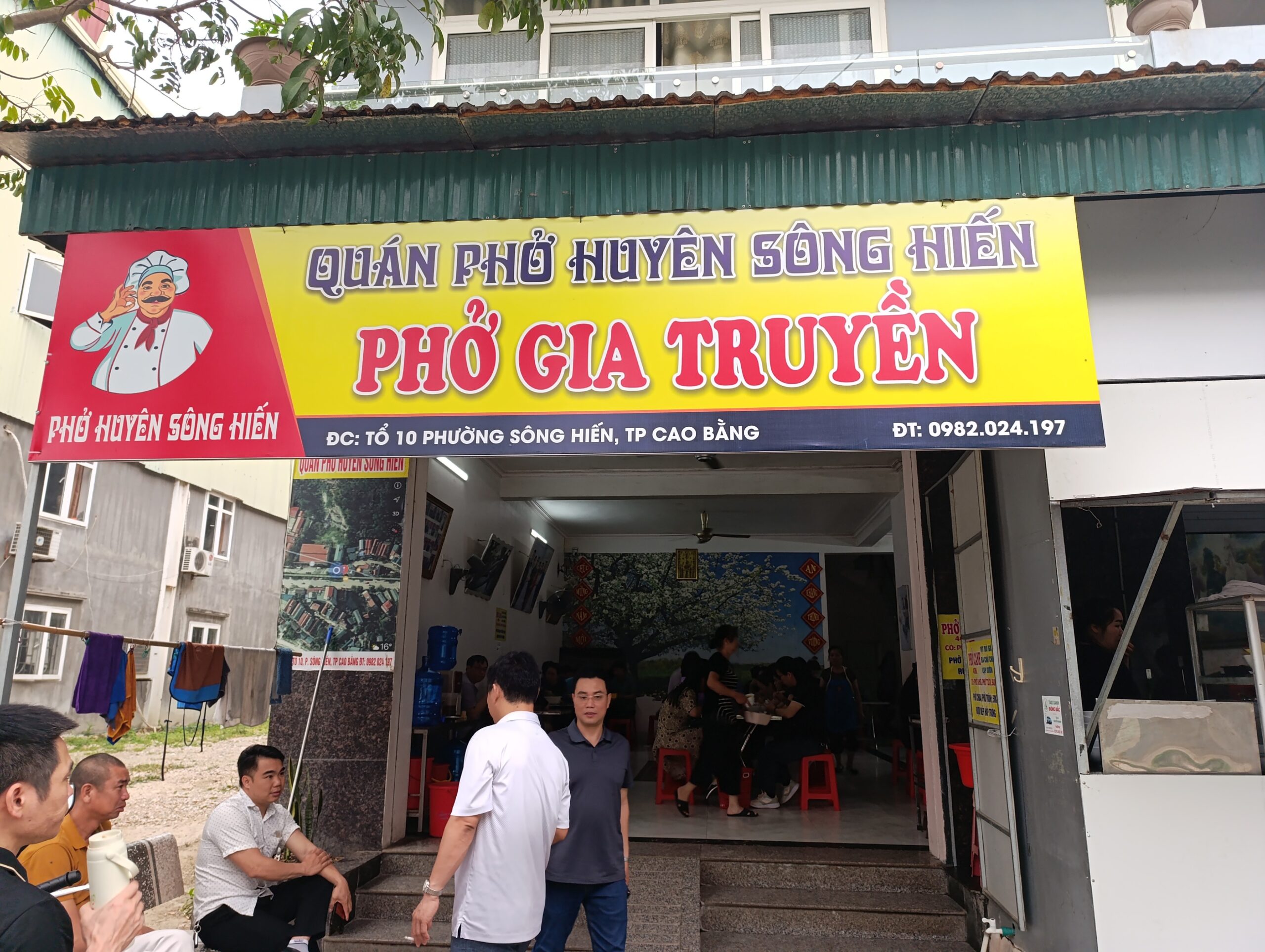 Phở Huyên Sông Hiến