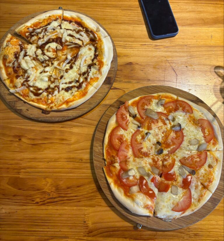 Pizza & Beefsteak Chi - ảnh 2