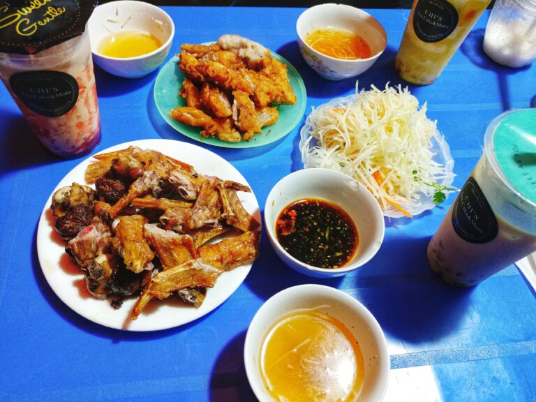 Quán áp chao bà béo - Phường Thục Phán