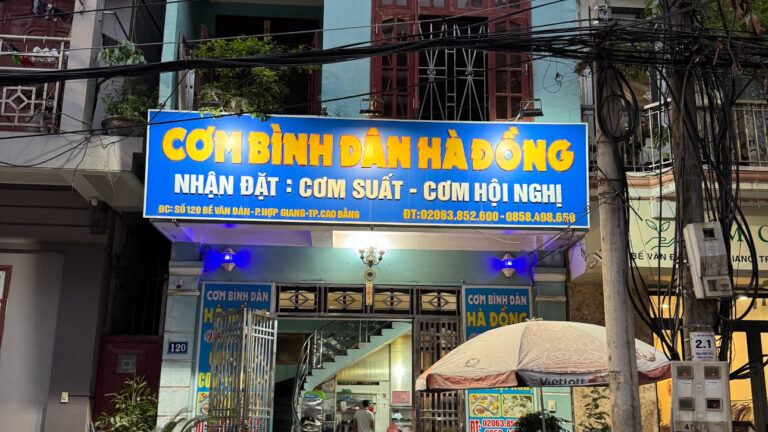 Quán Cơm Hà Đồng - Phường Thục Phán