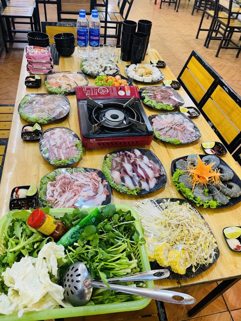 Quán Cơm Hưng Long - Xã Hòa An