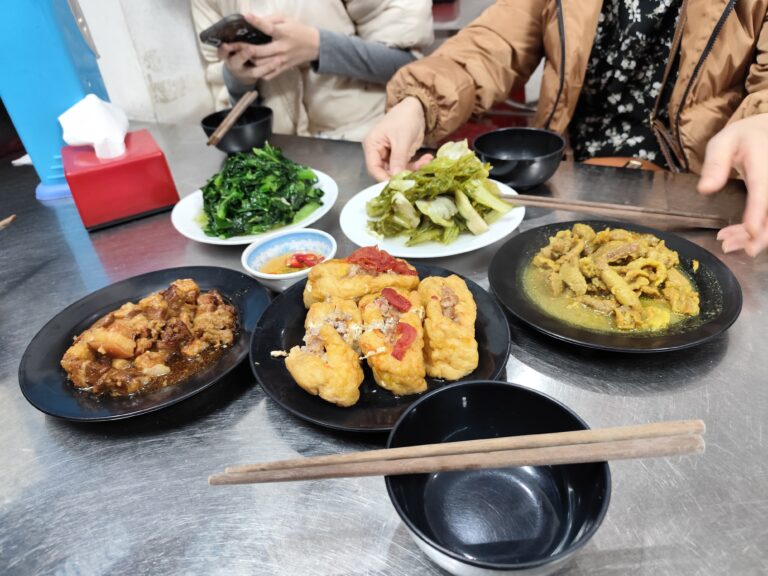 Quán Cơm Ngon Cao Bằng – Hoàng Tiến - ảnh 4