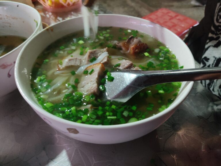 Quán Cơm Thân Thiện - Xã Nguyên Bình