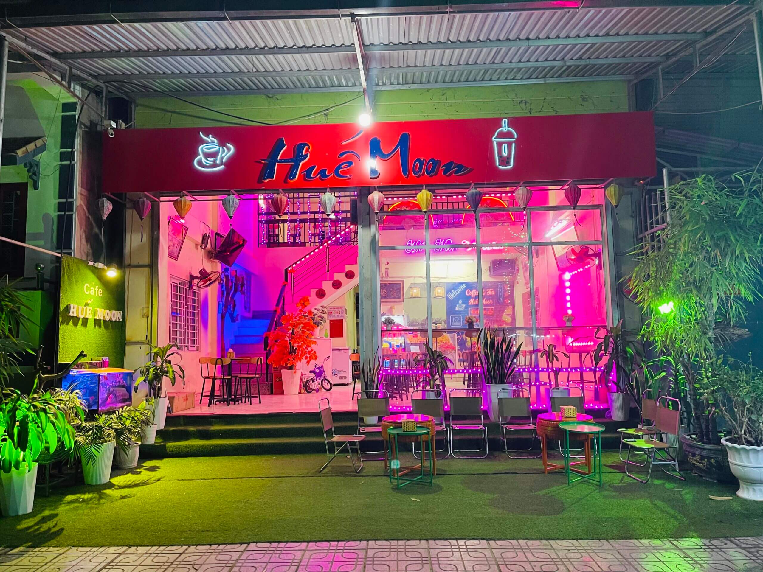 Quán Huế Moon