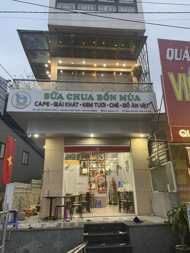 Sữa Chua Bốn Mùa - Phường Thục Phán