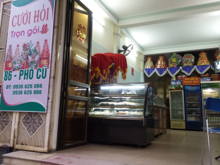 Tiệm Bánh Bình Lộc - Phường Thục Phán