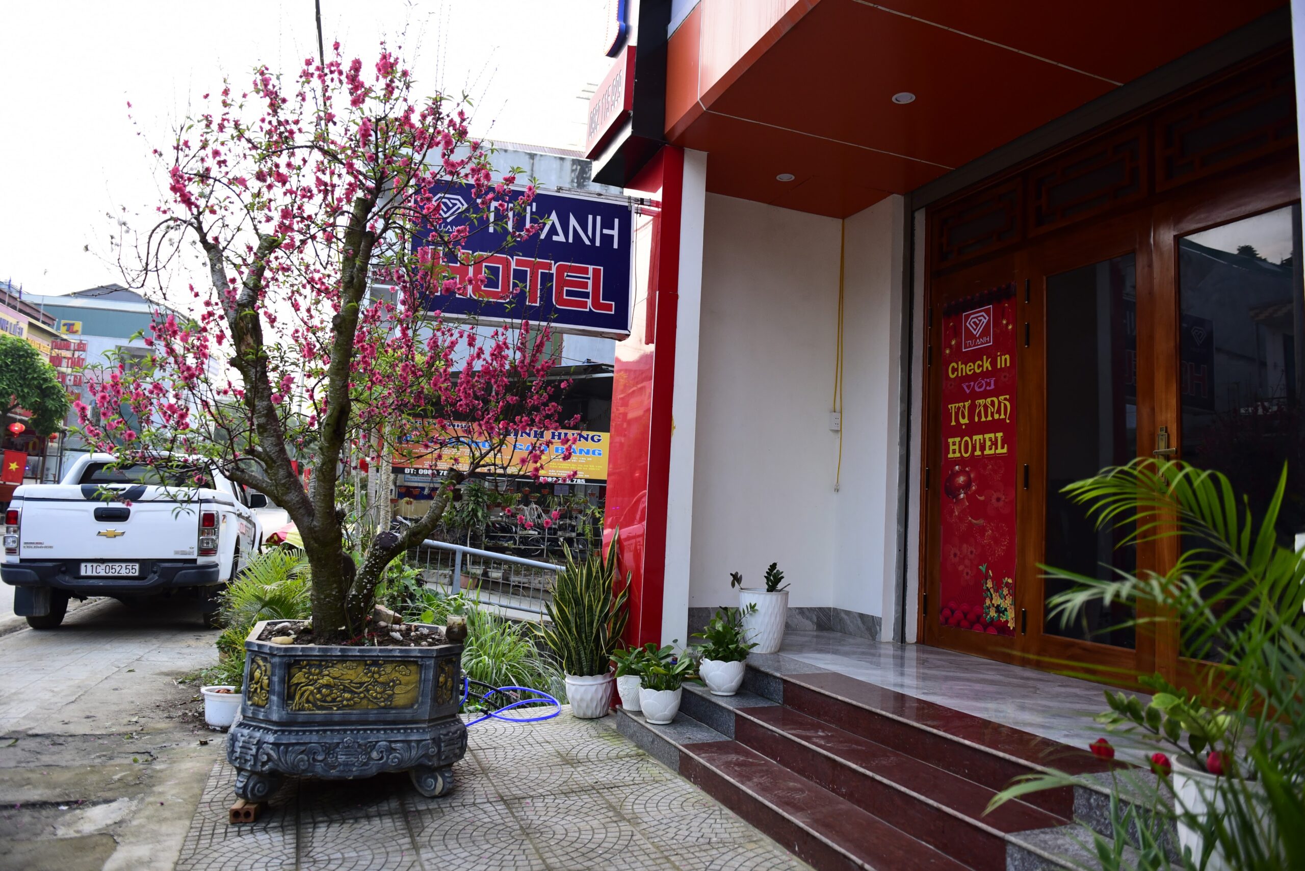 Tự Anh Hotel