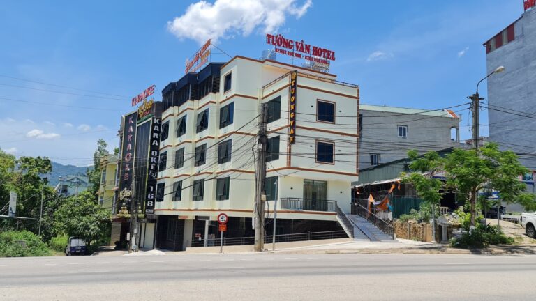 Tường Vân Legend Hotel - Phường Thục Phán