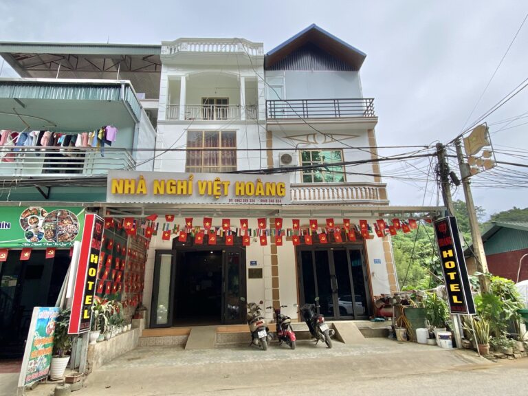 VIệt Hoàng hotel - Xã Bảo Lạc