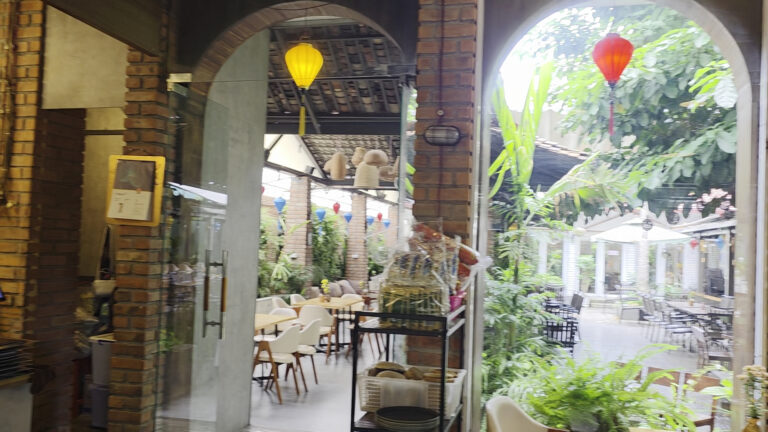 Vườn Phố Cafe and Cocktails bar - ảnh 3